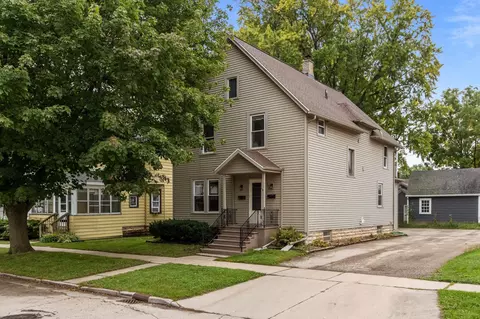 222 5th St, Fond Du Lac, WI 54935