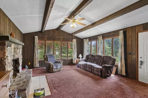 Living - 1036 Bartelt St, Gresham, WI 54128 photo 3 of 4