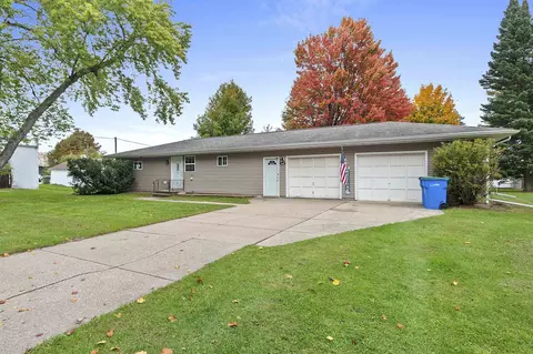 Exterior - 1036 Bartelt St, Gresham, WI 54128 photo 2 of 12
