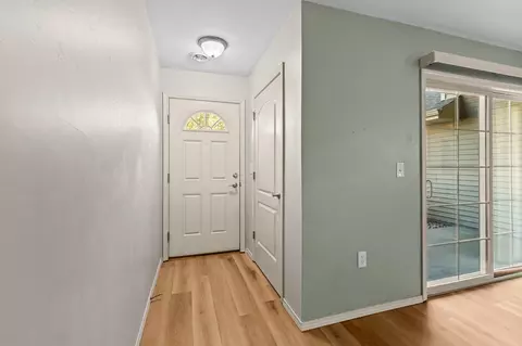 Entry Way - 4714 Everbreeze Cir, Appleton, WI 54913 photo 1 of 2