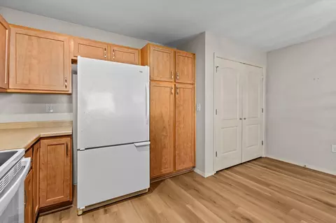 Kitchen - 4714 Everbreeze Cir, Appleton, WI 54913 photo 3 of 4