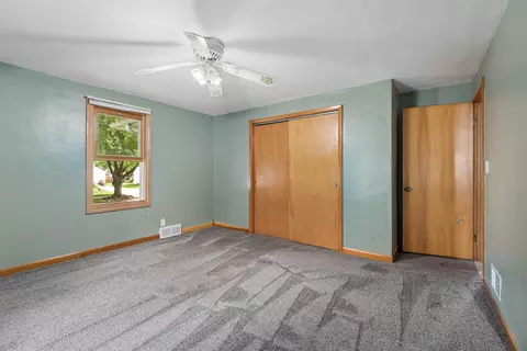 Bedroom - 2119 N Erb St, Appleton, WI 54911 photo 4 of 7