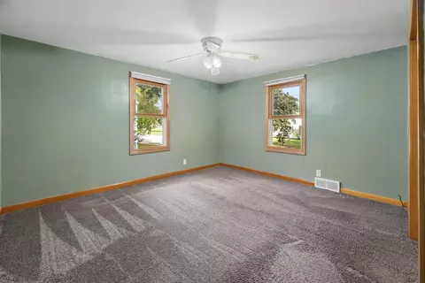 Bedroom - 2119 N Erb St, Appleton, WI 54911 photo 3 of 7