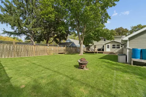 Exterior - 2119 N Erb St, Appleton, WI 54911 photo 7 of 7
