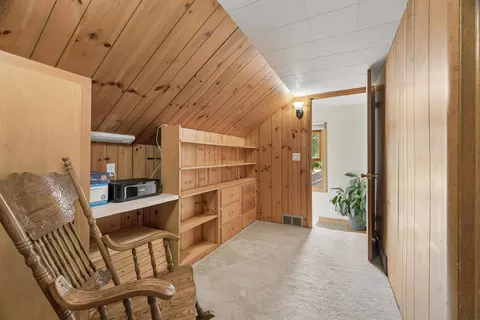 Entry Way - 2119 N Erb St, Appleton, WI 54911 photo 2 of 2