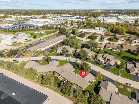 View/Area - 83 Spencer Village Ct, Appleton, WI 54914 photo 6 of 9