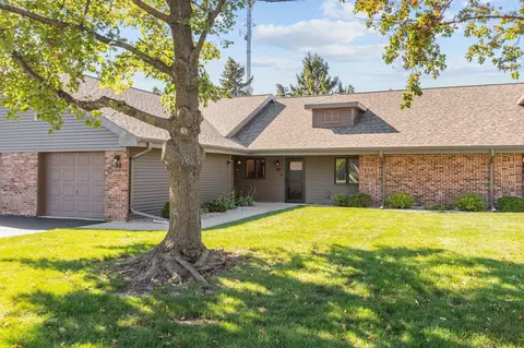 Exterior - 83 Spencer Village Ct, Appleton, WI 54914 photo 2 of 9