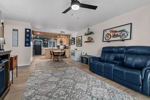 Living - 83 Spencer Village Ct, Appleton, WI 54914 photo 3 of 4
