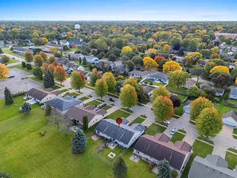 View/Area - 1400 W Weiland Ln, Appleton, WI 54914 photo 1 of 3