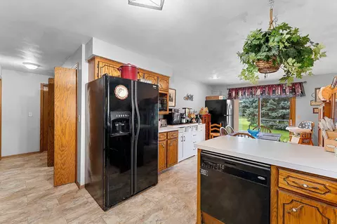 Other - 1400 W Weiland Ln, Appleton, WI 54914 photo 1 of 12