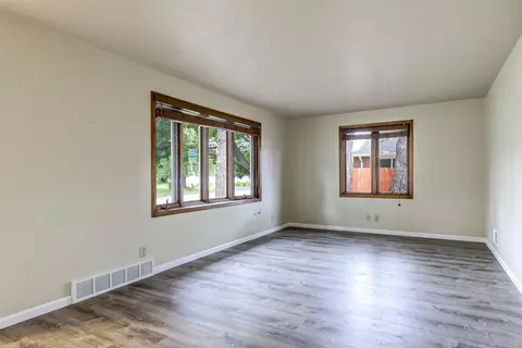 Living - 1630 E Glendale Ave, Appleton, WI 54911 photo 3 of 6