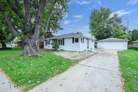 Exterior - 1630 E Glendale Ave, Appleton, WI 54911 photo 9 of 9