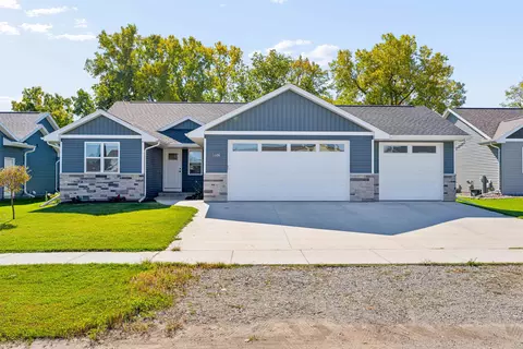 1528 Liberty Ave, Neenah, WI 54956