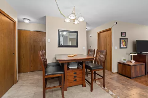 Dining - 1013 S West Ave #C, Appleton, WI 54915 photo 1 of 1