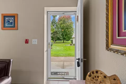 Entry Way - 1013 S West Ave #C, Appleton, WI 54915 photo 1 of 1