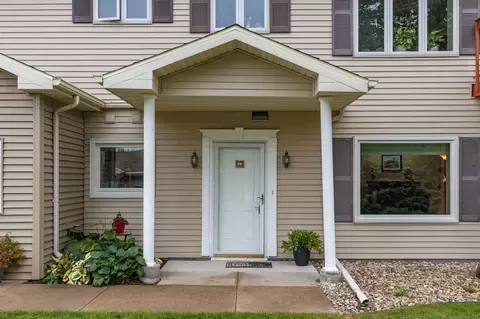 Exterior - 1013 S West Ave #C, Appleton, WI 54915 photo 1 of 11