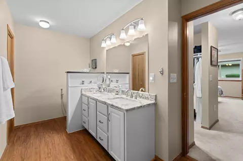 Bath - 1013 S West Ave #C, Appleton, WI 54915 photo 1 of 4