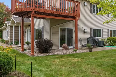 Exterior - 1013 S West Ave #C, Appleton, WI 54915 photo 5 of 11