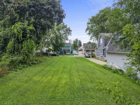 409 E Spring St, Appleton, WI 54911 photo 7