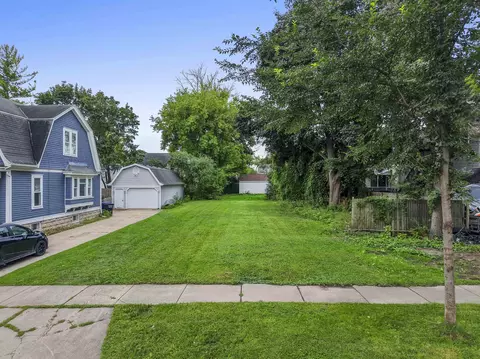 409 E Spring St, Appleton, WI 54911 photo 8