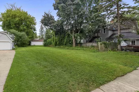 409 E Spring St, Appleton, WI 54911 photo 6
