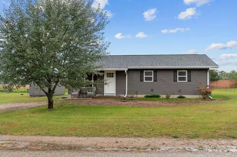 n3047 Lawson Drive, Waupaca, WI 54981