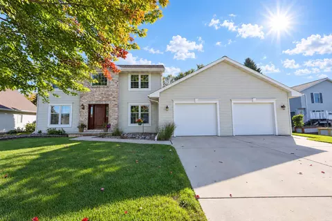 2141 Dorset Dr, Green Bay, WI 54311