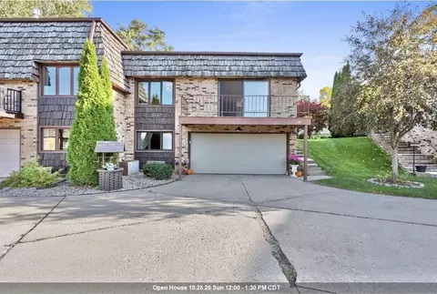 1140 Mt Mary Dr, Green Bay, WI 54311