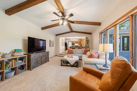 Living - 2543 W Sunnyview Cir, Appleton, WI 54914 photo 6 of 6