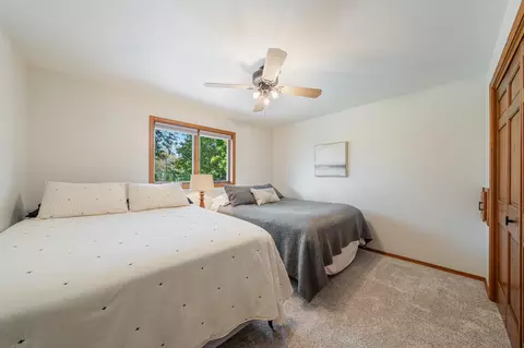 Bedroom - 2543 W Sunnyview Cir, Appleton, WI 54914 photo 4 of 7