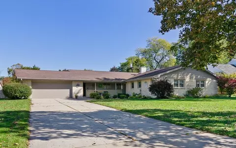 160 St Marys Blvd, Green Bay, WI 54301