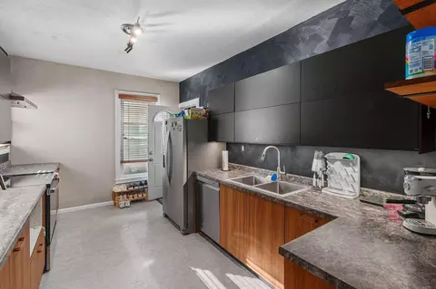 Kitchen - 826 W 4th St, Appleton, WI 54914 photo 4 of 10