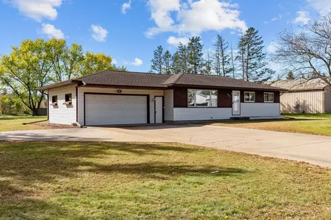 987 Okeefe Dr, Kronenwetter, WI 54455