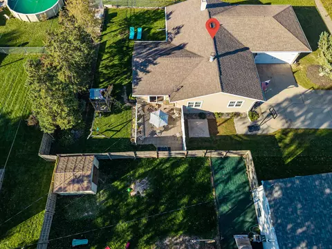 View/Area - 925 S Covenant Ln, Appleton, WI 54915 photo 4 of 15