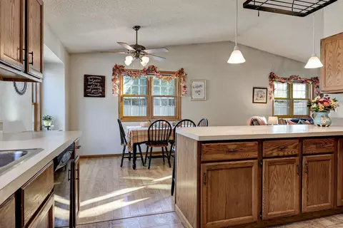 Kitchen - 925 S Covenant Ln, Appleton, WI 54915 photo 1 of 3