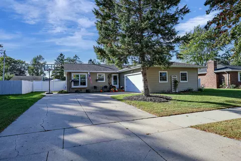 Other - 925 S Covenant Ln, Appleton, WI 54915 photo 2 of 10