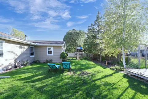 Exterior - 925 S Covenant Ln, Appleton, WI 54915 photo 6 of 6