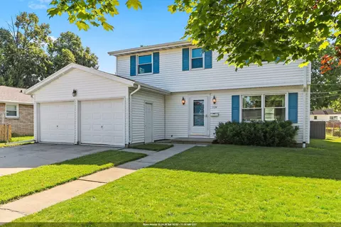 1134 N Locust St, Green Bay, WI 54303
