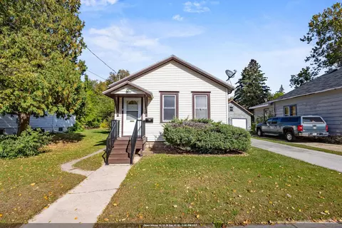1463 Kurtz Ave, Green Bay, WI 54301