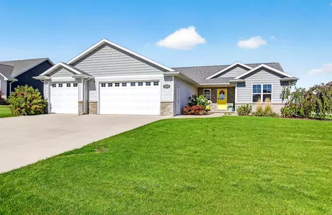 2224 Madelynn Ln, Neenah, WI 54956