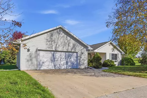 w4716 Nature Court, Sherwood, WI 54169
