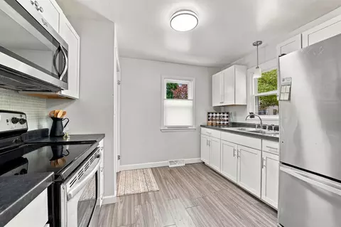 1005 W 4th St, Appleton, WI 54914 photo 9