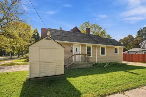 1005 W 4th St, Appleton, WI 54914 photo 2