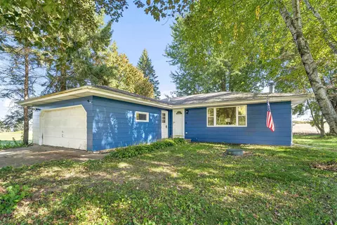 8430 County Road M, Larsen, WI 54947