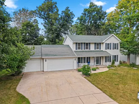 Exterior - 547 Clay St, Wrightstown, WI 54180 photo 23 of 27