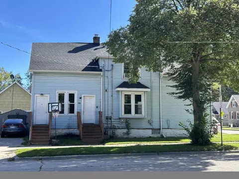 1301 Crooks St, Green Bay, WI 54301