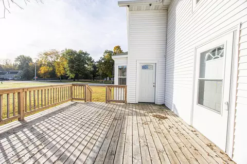 Exterior - 818 E Groninger St, Suring, WI 54174 photo 3 of 7