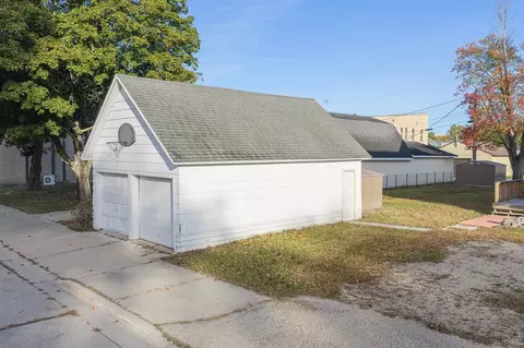 Exterior - 818 E Groninger St, Suring, WI 54174 photo 6 of 7