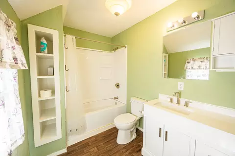 Bath - 818 E Groninger St, Suring, WI 54174 photo 1 of 5