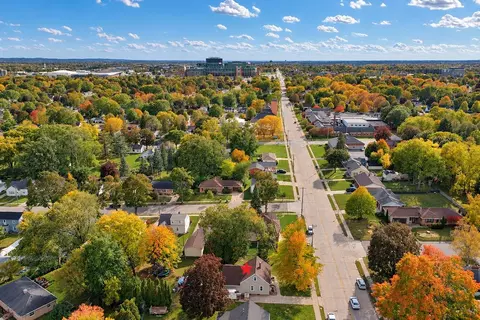 1155 S Ridge Rd, Green Bay, WI 54304